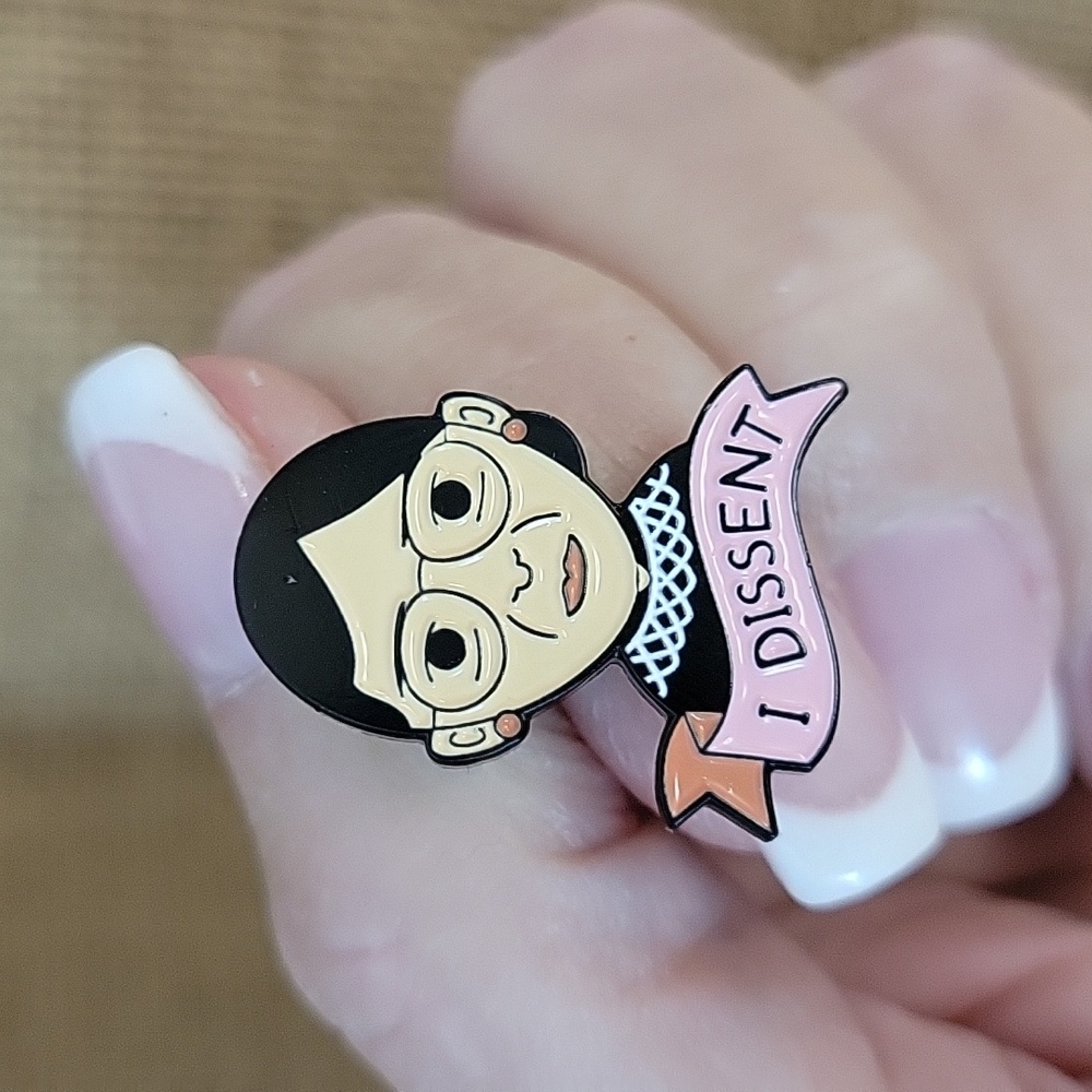 🔥LAST ONE🔥 RBG I DISSENT PIN
